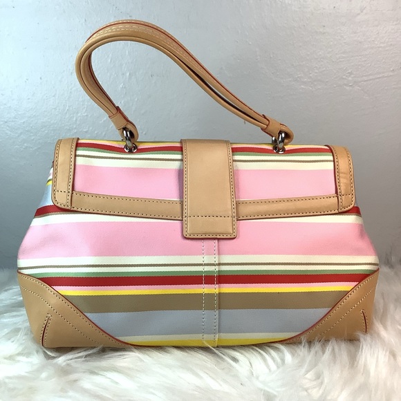 🛍COACH Daisy handbag🌸 - Picture 3 of 13